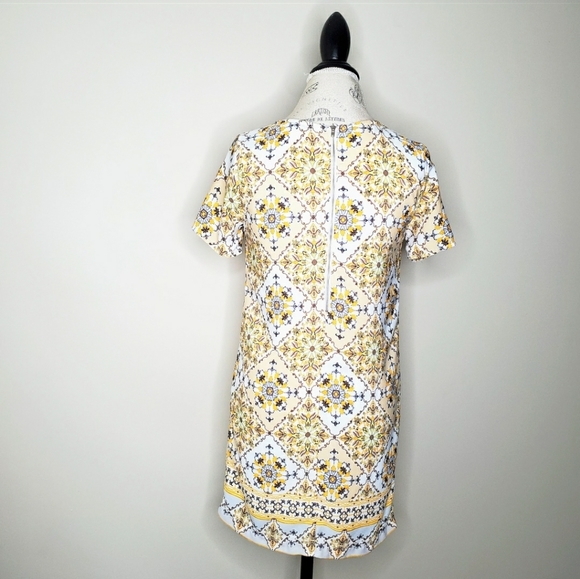 Lulu's | Dandy Lion Yellow Print Shift Dress XS - Picture 8 of 16